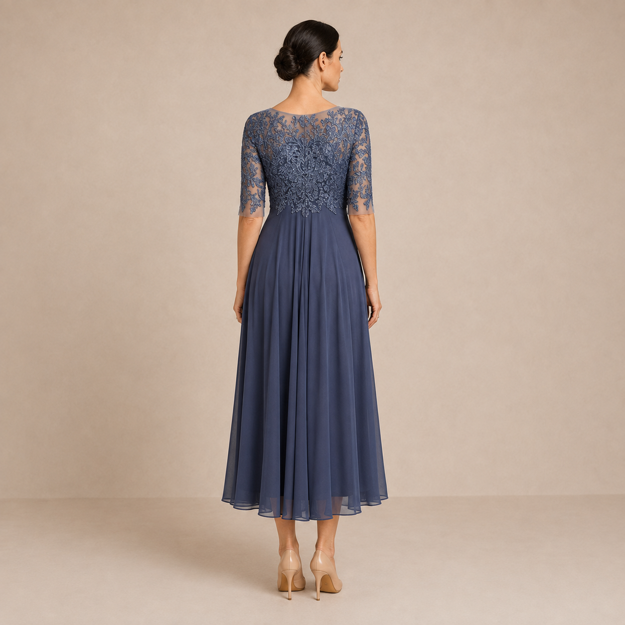 ILINCA | Elegancka koronkowa sukienka midi