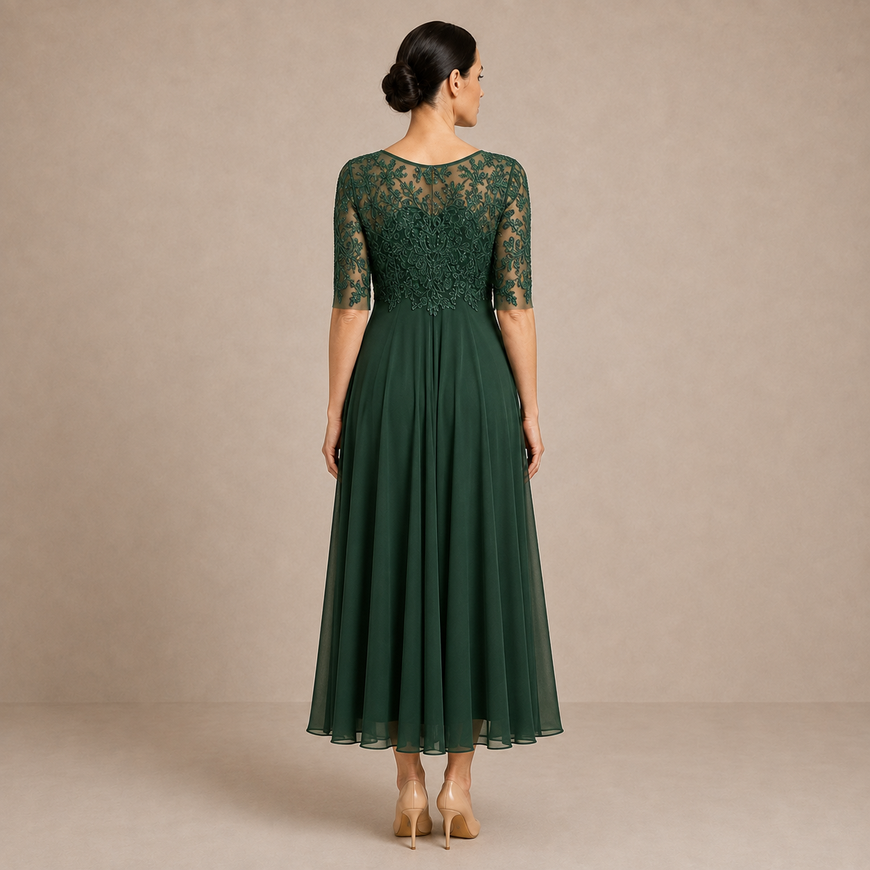 ILINCA | Elegancka koronkowa sukienka midi