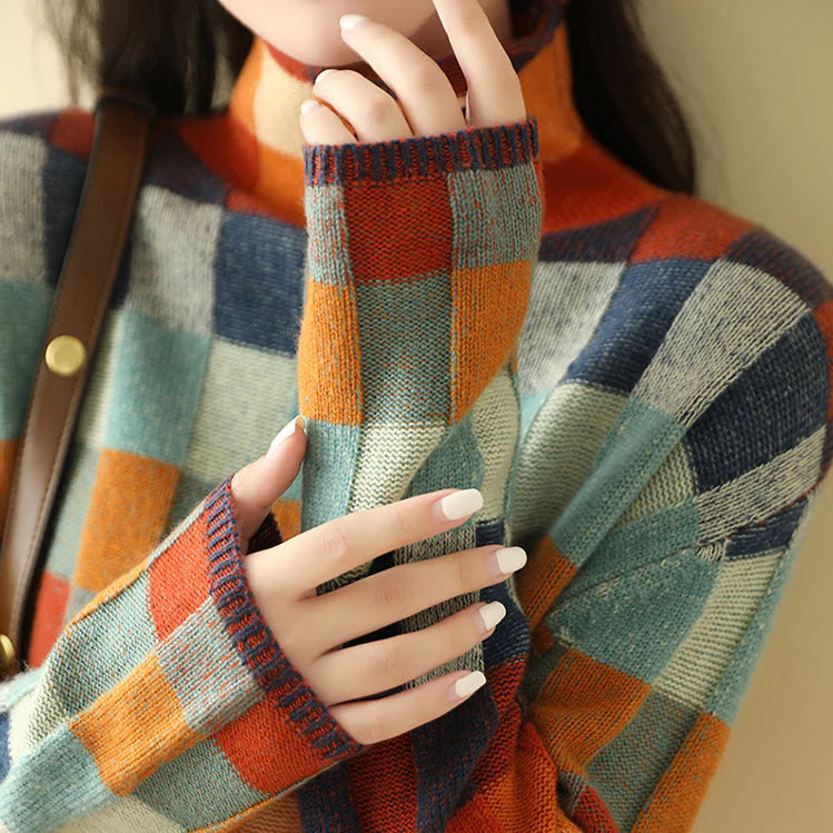 MAGDALENA | Sweter w kratę